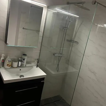 בוקרשט Cozy Apartment 130E By Plaza מראה חיצוני תמונה